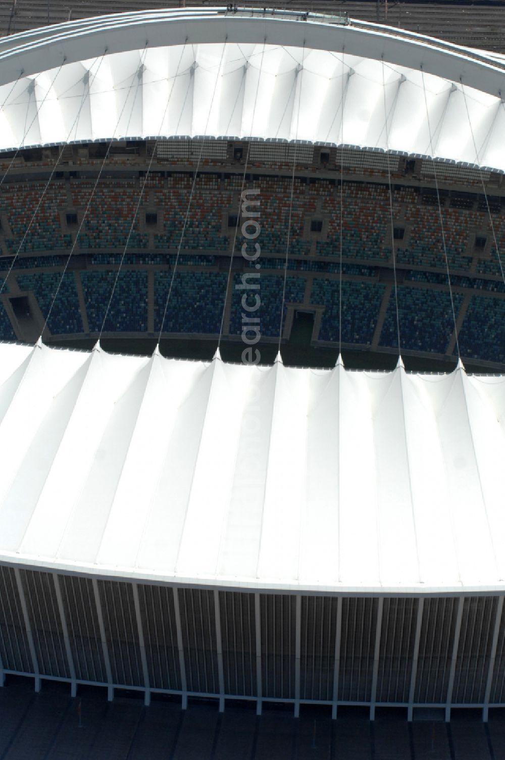 Aerial photograph Durban - Sports facility area of the arena of the stadium Moses Mabhida Stadium in Kings Park on Masabalala Yengwa Avenue in the district of Stamford Hill in Durban in KwaZulu-Natal, South Africa