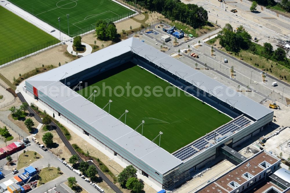 München from the bird's eye view: Sports facility grounds of the Arena stadium of Nachwuchsleistungszentrum (NLZ) fuer den FC Bayern Muenchen in the district Milbertshofen-Am Hart in Munich in the state Bavaria, Germany