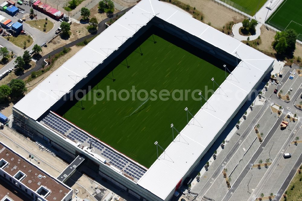 Aerial image München - Sports facility grounds of the Arena stadium of Nachwuchsleistungszentrum (NLZ) fuer den FC Bayern Muenchen in the district Milbertshofen-Am Hart in Munich in the state Bavaria, Germany