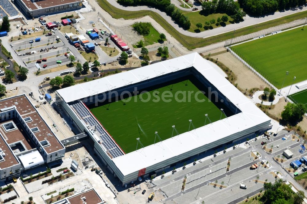 Aerial photograph München - Sports facility grounds of the Arena stadium of Nachwuchsleistungszentrum (NLZ) fuer den FC Bayern Muenchen in the district Milbertshofen-Am Hart in Munich in the state Bavaria, Germany