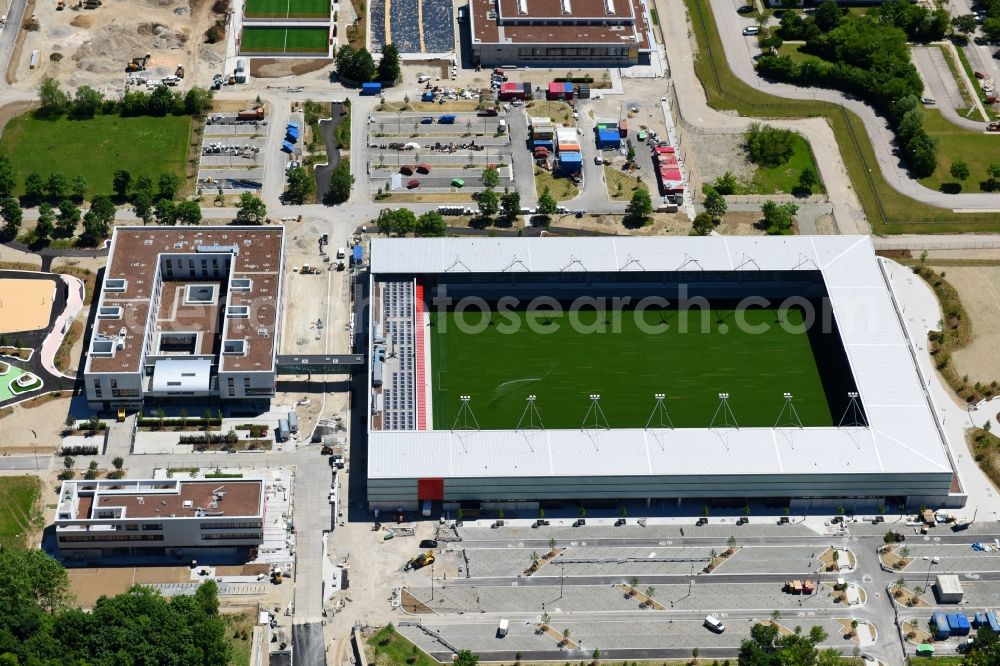 München from above - Sports facility grounds of the Arena stadium of Nachwuchsleistungszentrum (NLZ) fuer den FC Bayern Muenchen in the district Milbertshofen-Am Hart in Munich in the state Bavaria, Germany