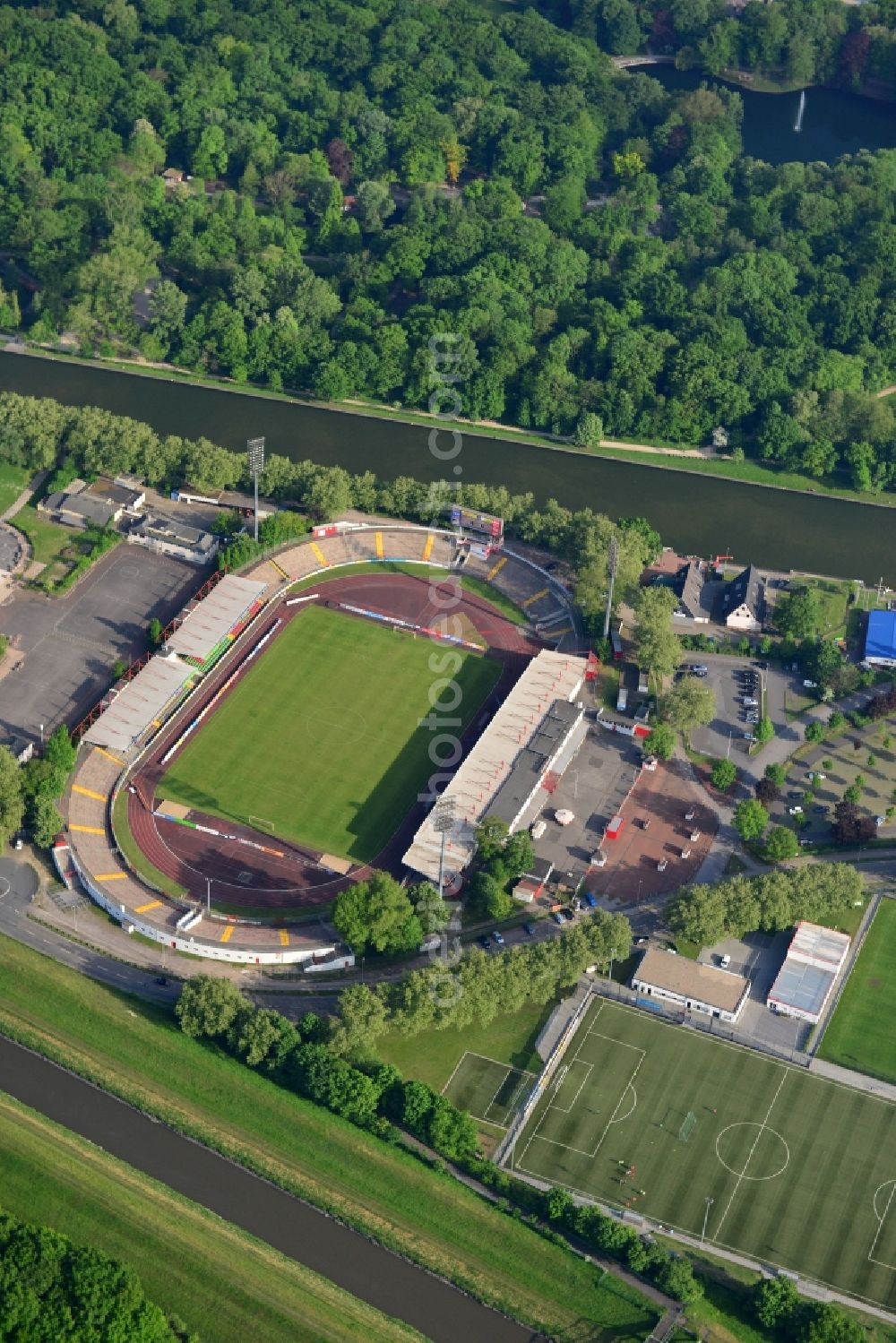 Oberhausen from the bird's eye view: Sports facility grounds of the Arena stadium in Oberhausen in the state North Rhine-Westphalia