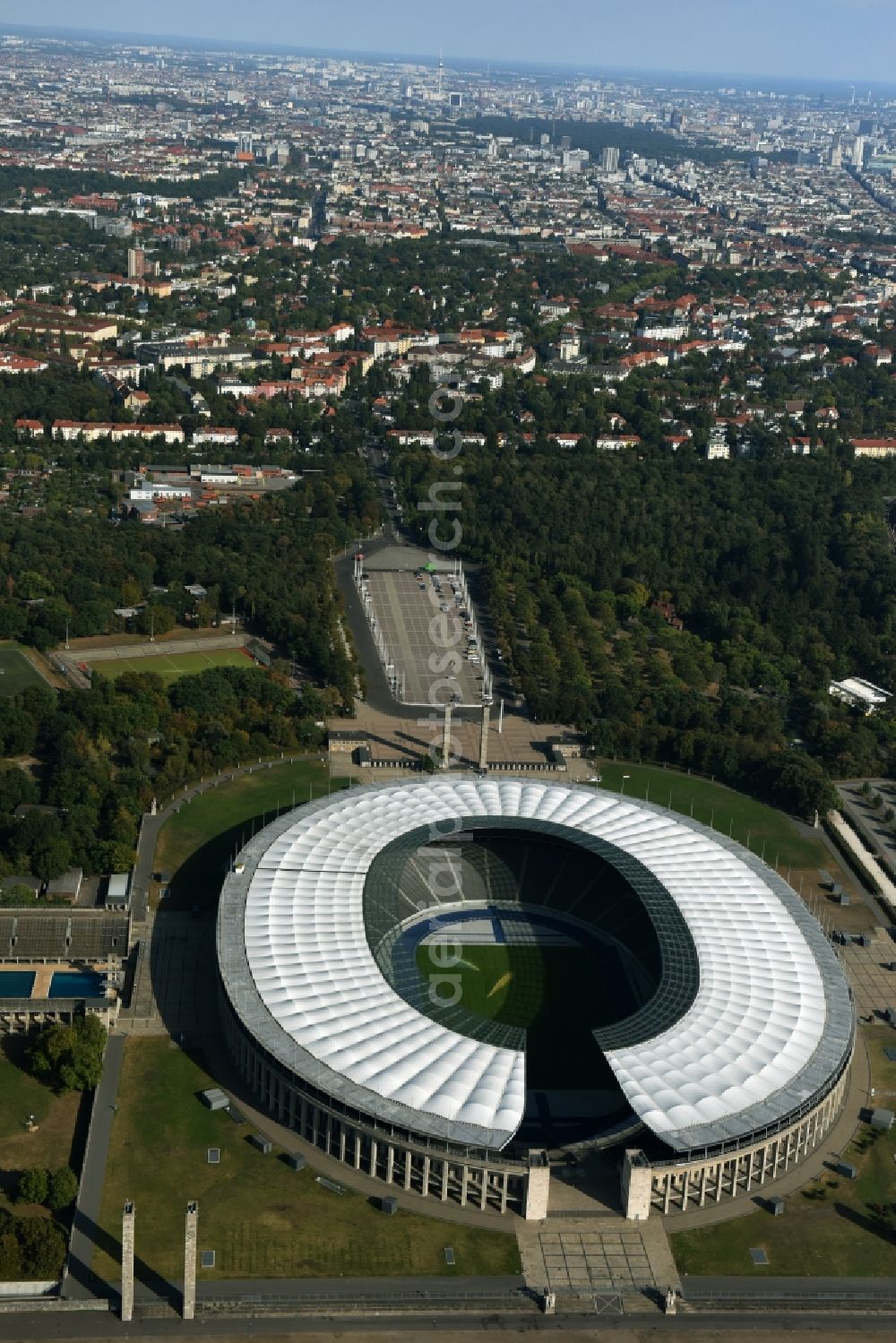 Berlin from the bird's eye view: Sports facility grounds of the Arena stadium Olympiastadion of Hertha BSC in Berlin in Germany