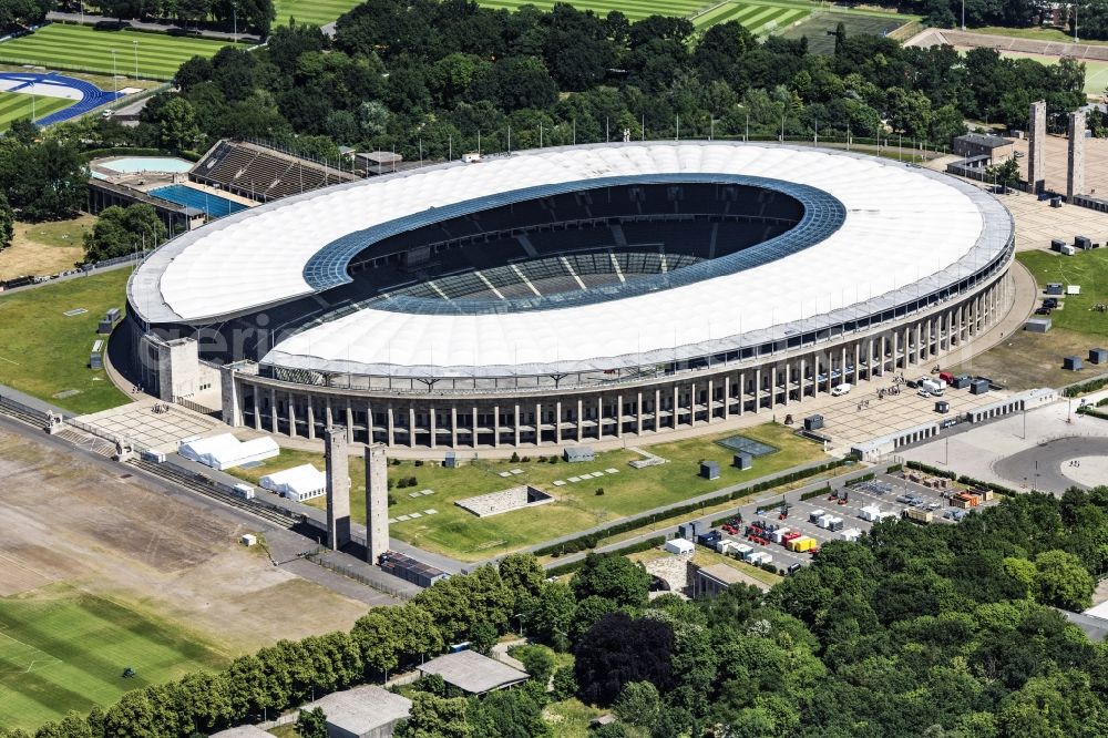 Berlin from above - Sports facility grounds of the Arena stadium Olympiastadion of Hertha BSC in Berlin in Germany