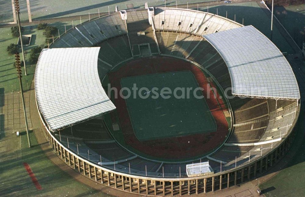 Aerial image Berlin - Sports facility grounds of the Arena stadium Olympiastadion of Hertha BSC in Berlin in Germany