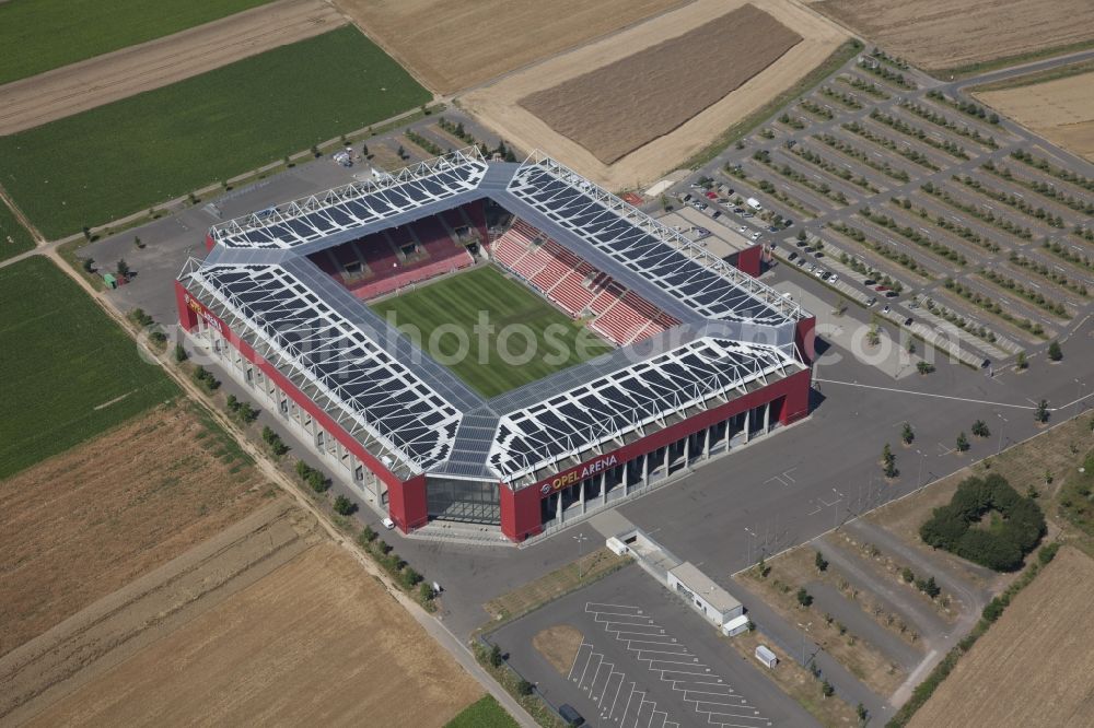 Mainz from above - Sports facility grounds of the arena of the stadium OPEL ARENA (former name Coface Arena) on Eugen-Salomon-Strasse in Mainz in the state Rhineland-Palatinate, Germany