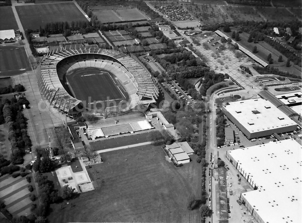 Aerial image Düsseldorf - Sports facility grounds of the Arena stadium Rheinstadion in the district Stockum in Duesseldorf in the state North Rhine-Westphalia, Germany