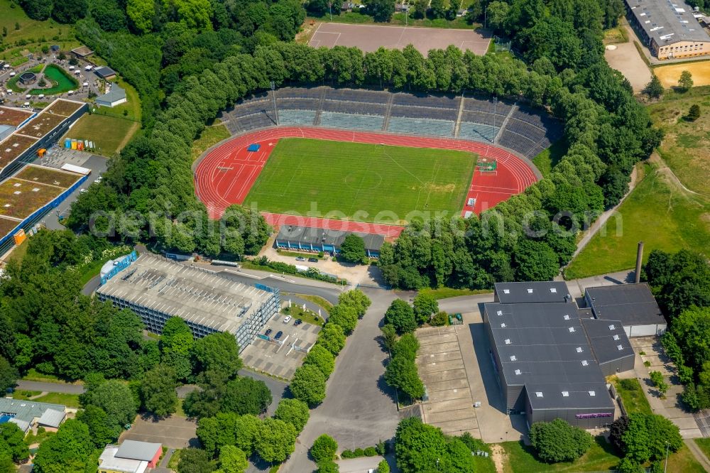 Aerial photograph Hagen - Sports facility grounds of the Arena stadium - Sportpark Ischeland on Humpertstrasse in Hagen in the state North Rhine-Westphalia, Germany