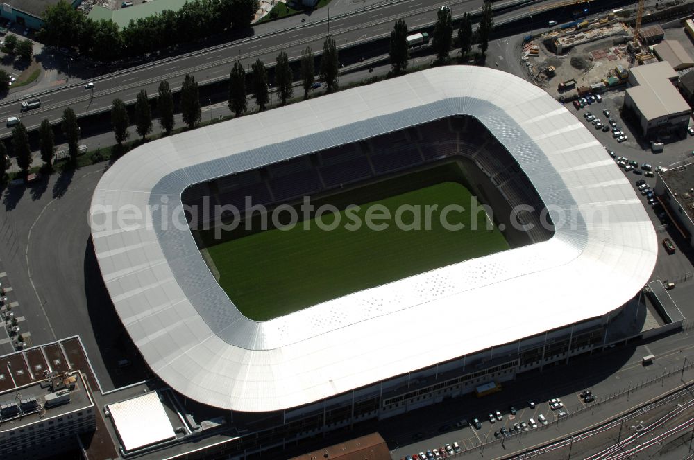 Genf from the bird's eye view: Sports facility grounds of the arena of the stadium Stade de Geneve (or Stade de la Praille) on the Route des Jeunes in Geneva in the canton of Geneve, Switzerland