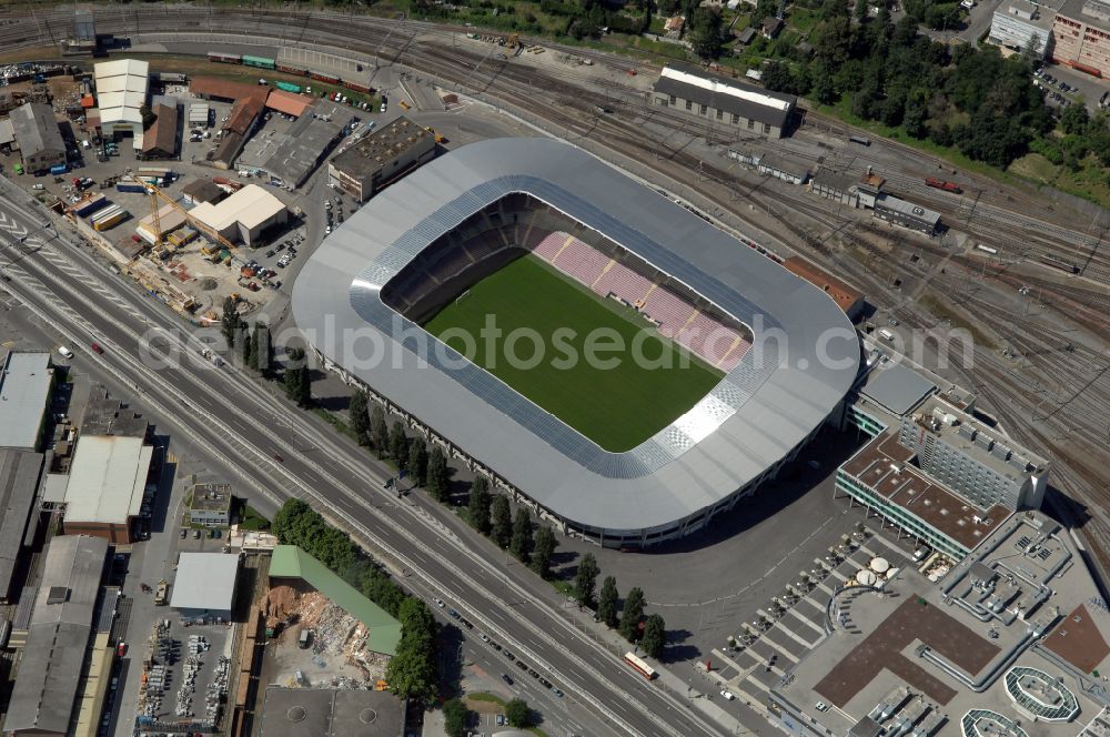 Genf from the bird's eye view: Sports facility grounds of the arena of the stadium Stade de Geneve (or Stade de la Praille) on the Route des Jeunes in Geneva in the canton of Geneve, Switzerland