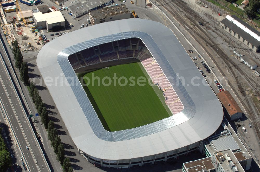 Genf from the bird's eye view: Sports facility grounds of the arena of the stadium Stade de Geneve (or Stade de la Praille) on the Route des Jeunes in Geneva in the canton of Geneve, Switzerland