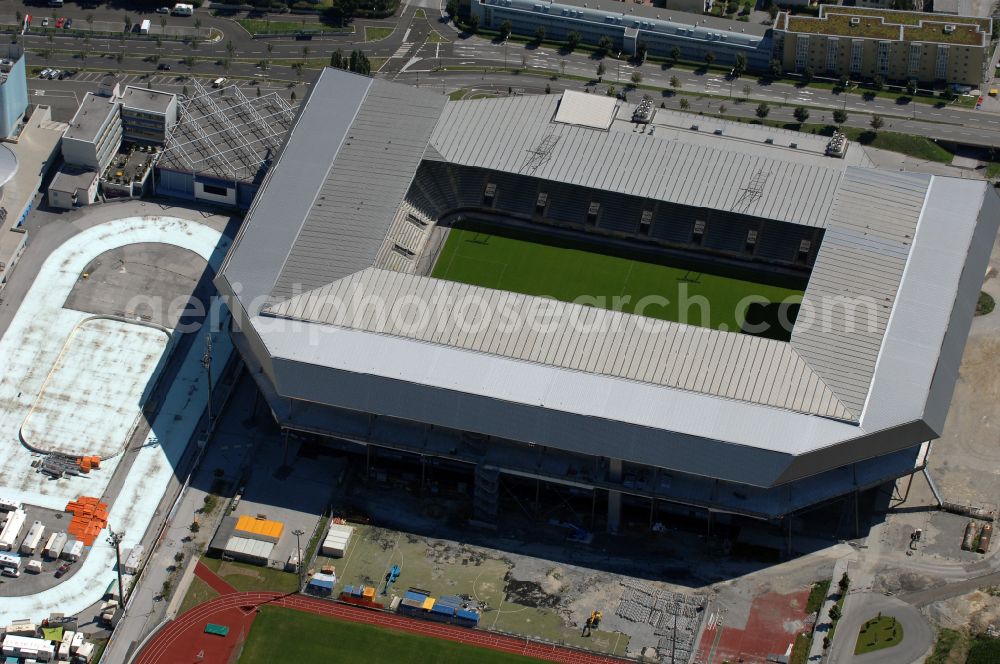 Aerial image Innsbruck - Sports facility grounds of the Arena stadium Tivoli-Stadion on street Stadionstrasse in Innsbruck in Tirol, Austria