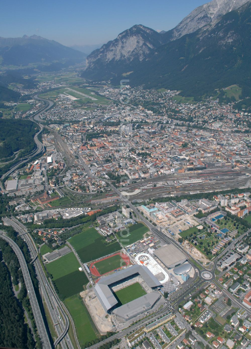 Aerial photograph Innsbruck - Sports facility grounds of the Arena stadium Tivoli-Stadion on street Stadionstrasse in Innsbruck in Tirol, Austria