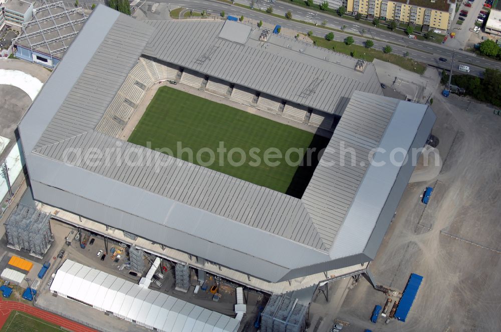 Aerial photograph Innsbruck - Sports facility grounds of the Arena stadium Tivoli-Stadion on street Stadionstrasse in Innsbruck in Tirol, Austria