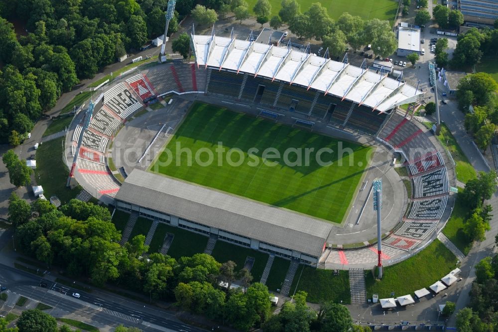 Aerial photograph Karlsruhe - Sports facility grounds of the Arena stadium Wildparkstadion on Adenauerring in Karlsruhe in the state Baden-Wuerttemberg, Germany