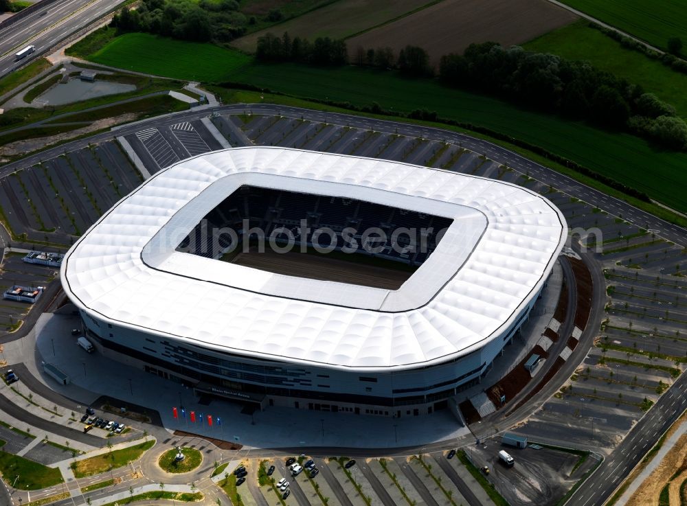 Sinsheim from the bird's eye view: Sports facility grounds of the Arena stadium WIRSOL Rhein-Neckar-Arena on Dietmar-Hopp-Strasse in Sinsheim in the state Baden-Wuerttemberg, Germany