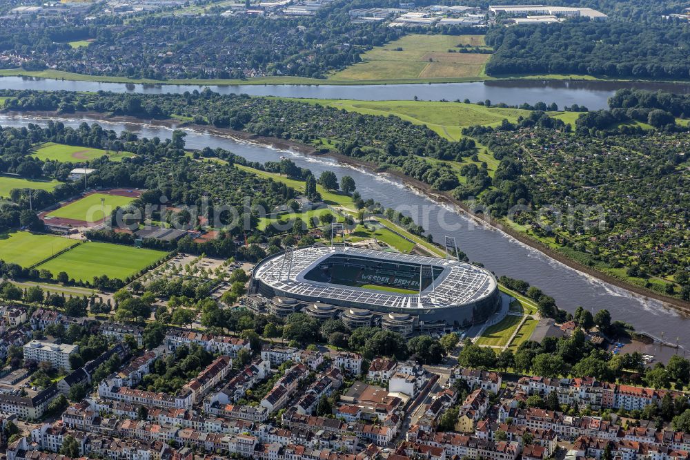 Aerial image Bremen - Sports facility grounds of the Arena stadium wohninvest WESERSTADION on street Franz-Boehmert-Strasse in the district Peterswerder in Bremen, Germany