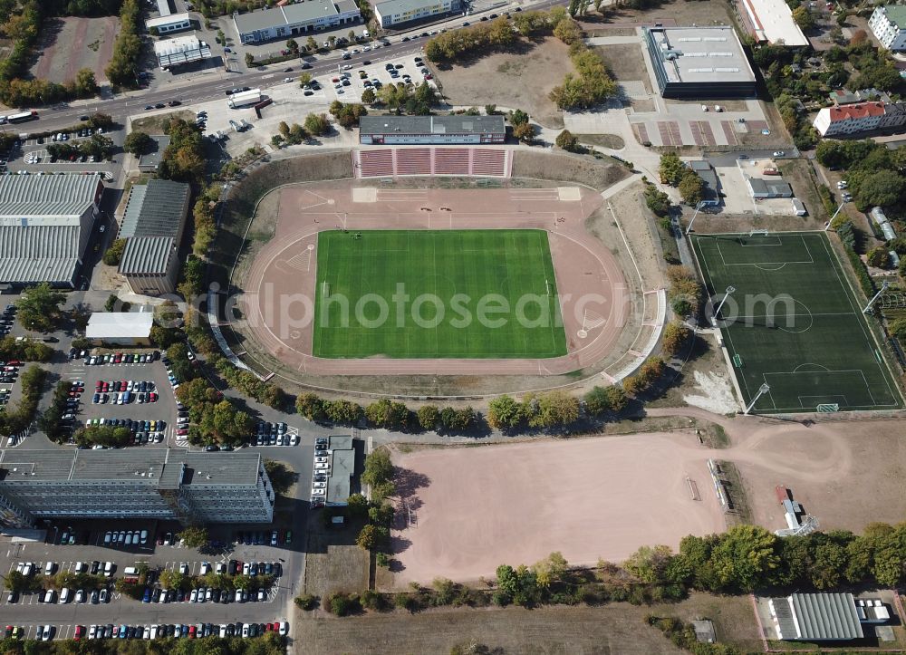 Halle (Saale) from above - Sports facility grounds of stadium ERDGAS Sportarena on Nietlebener Strasse in Halle (Saale) in the state Saxony-Anhalt, Germany