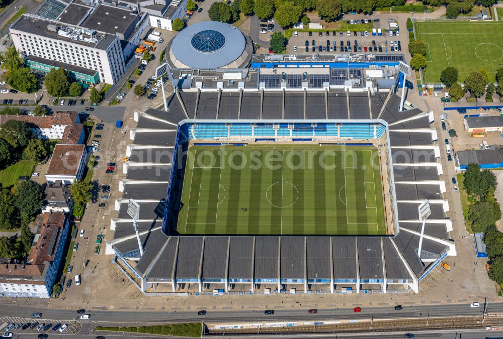 Aerial image Bochum - sports facility grounds of the stadium Vonovia Ruhrstadion formerly rewirpowerSTADION and Ruhrstadion on Castroper Strasse in Bochum in the Ruhr area in the state of North Rhine-Westphalia