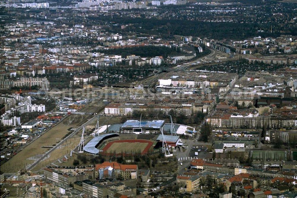 Aerial image Berlin / Prenzlauer Berg - Sportstättenbau am Berliner Jahnsportpark im Stadtbezirk Berlin-Prenzlauer Berg