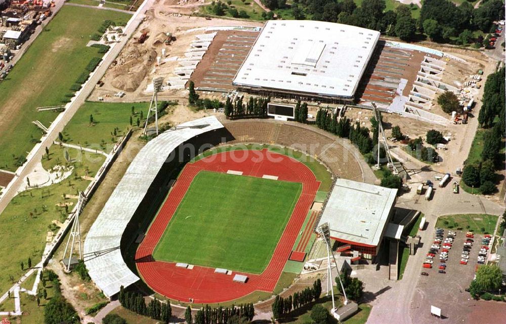 Berlin from the bird's eye view: Sportstättenbau am Berliner Jahnsportpark im Stadtbezirk Berlin-Prenzlauer Berg