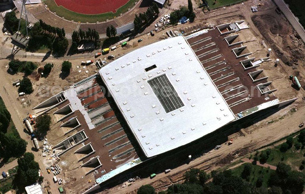 Aerial image Berlin Prenzlauer Berg - Sportstättenbau am Berliner Jahnsportpark im Stadtbezirk Prenzlauer Berg