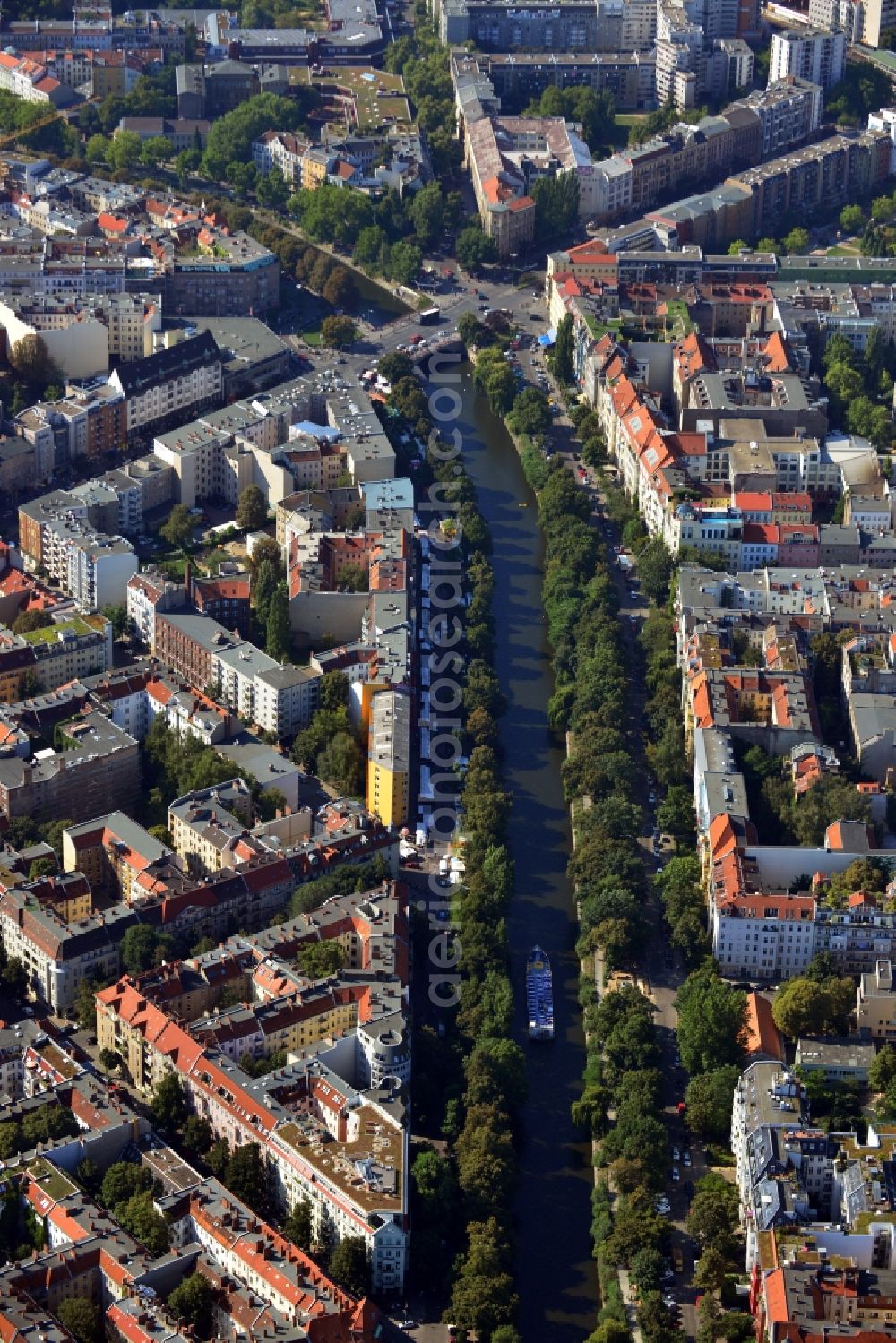 Aerial photograph Berlin OT Neukölln - View of the Spree in the district of Neukoelln in Berlin