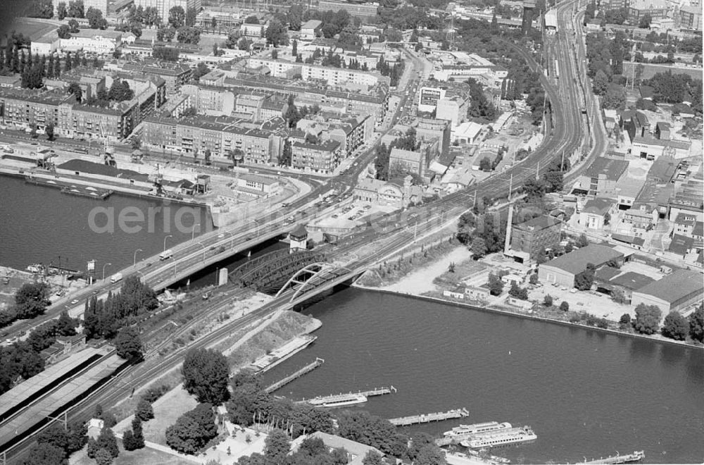 Aerial image Berlin Treptow - 09.08.1995 Spreeübergang S-Bahn, (Linie Treptower Park)