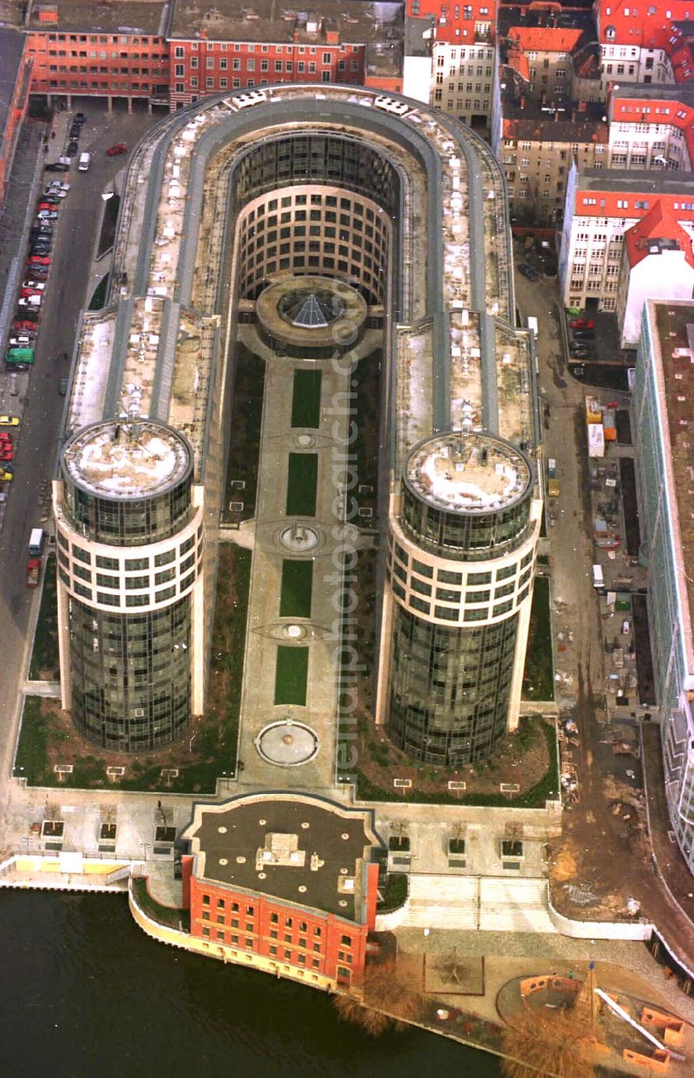 Berlin from above - 14.02.95 Spreebogen-Bürokomplex in Moabit