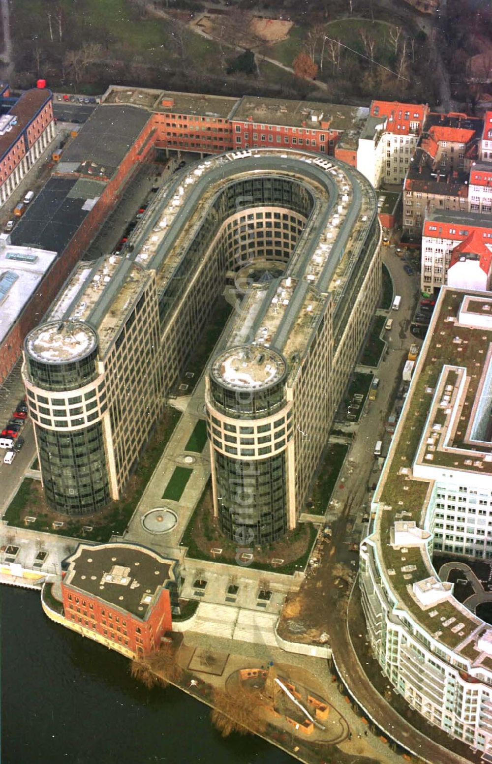 Aerial photograph Berlin - 14.02.95 Spreebogen-Bürokomplex in Moabit