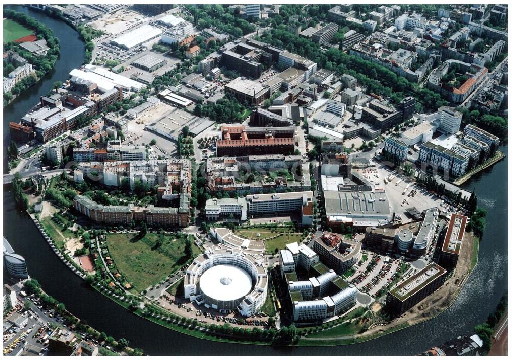 Aerial image Berlin - Charlottenburg - Spreebogen an der Helmholtzstraße mit der TU in Berlin - Charlottenburg.