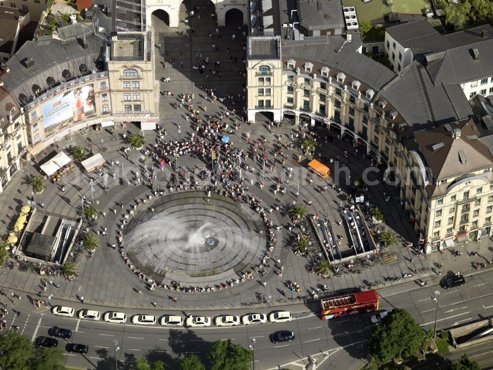 München from the bird's eye view: The fountains and water games at the Munich Karlsplatz