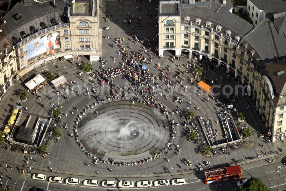 Aerial image München - The fountains and water games at the Munich Karlsplatz