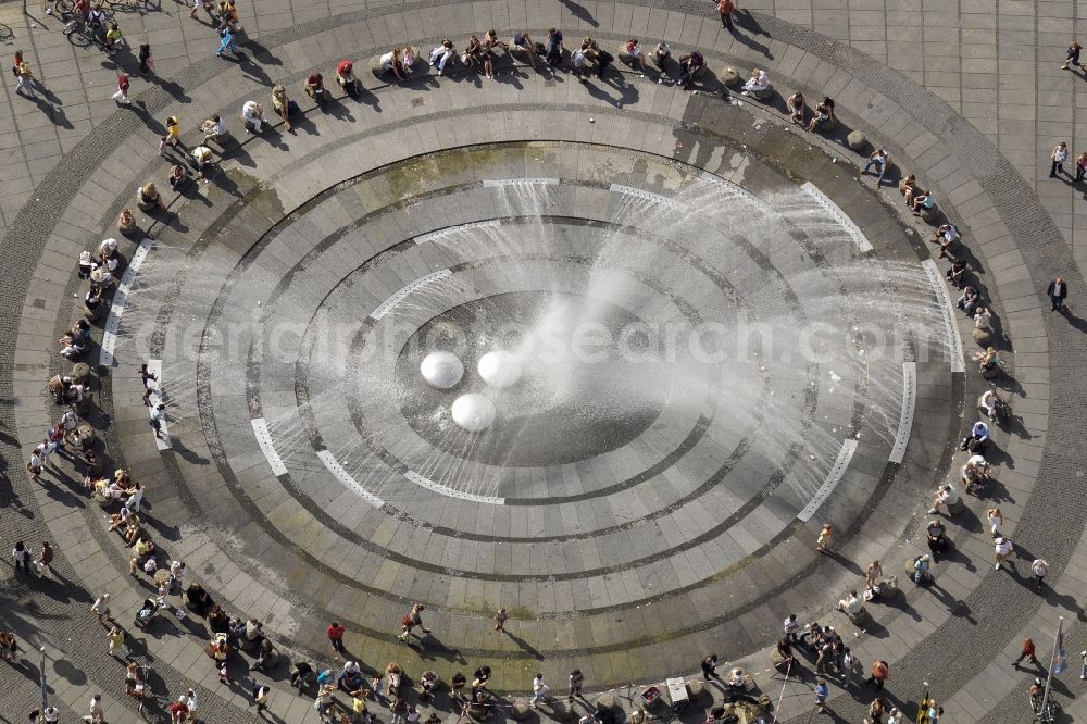 München from the bird's eye view: The fountains and water games at the Munich Karlsplatz