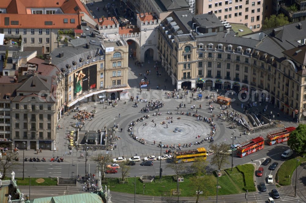 Aerial image München - The fountains and water games at the Munich Karlsplatz