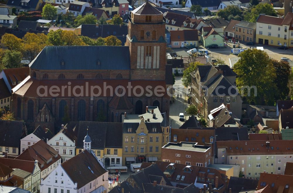 Aerial image Wolgast - View of the St.Petri Church in Wolgast in the state Mecklenburg-Vorpommern. The evangelical church was mostly destroyed in consequence of consequences of the war and storm several times