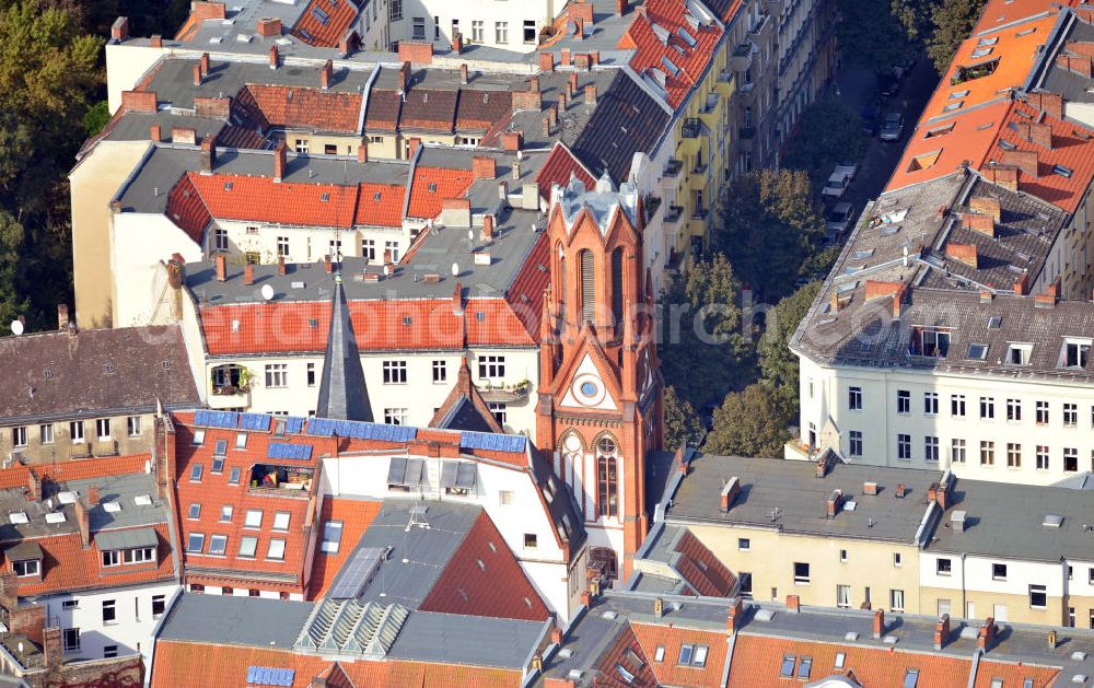 Berlin Kreuzberg from the bird's eye view: Evangelische St. Tabor Kirche an der Taborstraße in Berlin-Kreuzberg. Evangelical Church of Saint Tabor.