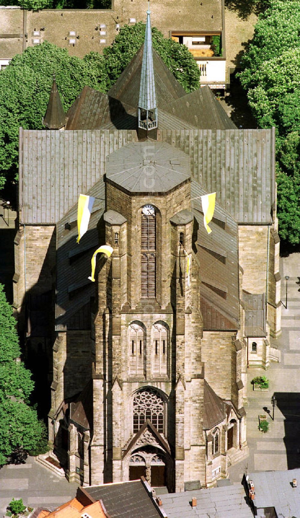 Gelsenkirchen from above - Blick auf die St.Urbanus Kirche im Stadtteil Gelsenkirchen-Buer. Die Kirche im Zentrum von Gelsenkirchen wurde Ende des 19. Jahrhunderts in neugotischem Stil erbaut. Die Haube des Hauptturmes wurde im zweiten Weltkrieg zerstört. View to the St. Urbanus church in the administrative district Gelsenkirchen-Buer. The church in the center of Gelsenkirchen was build in the end of the 19. century in an neo-Gothic architecture. The cap of the main tower was destroyed in the second world war.