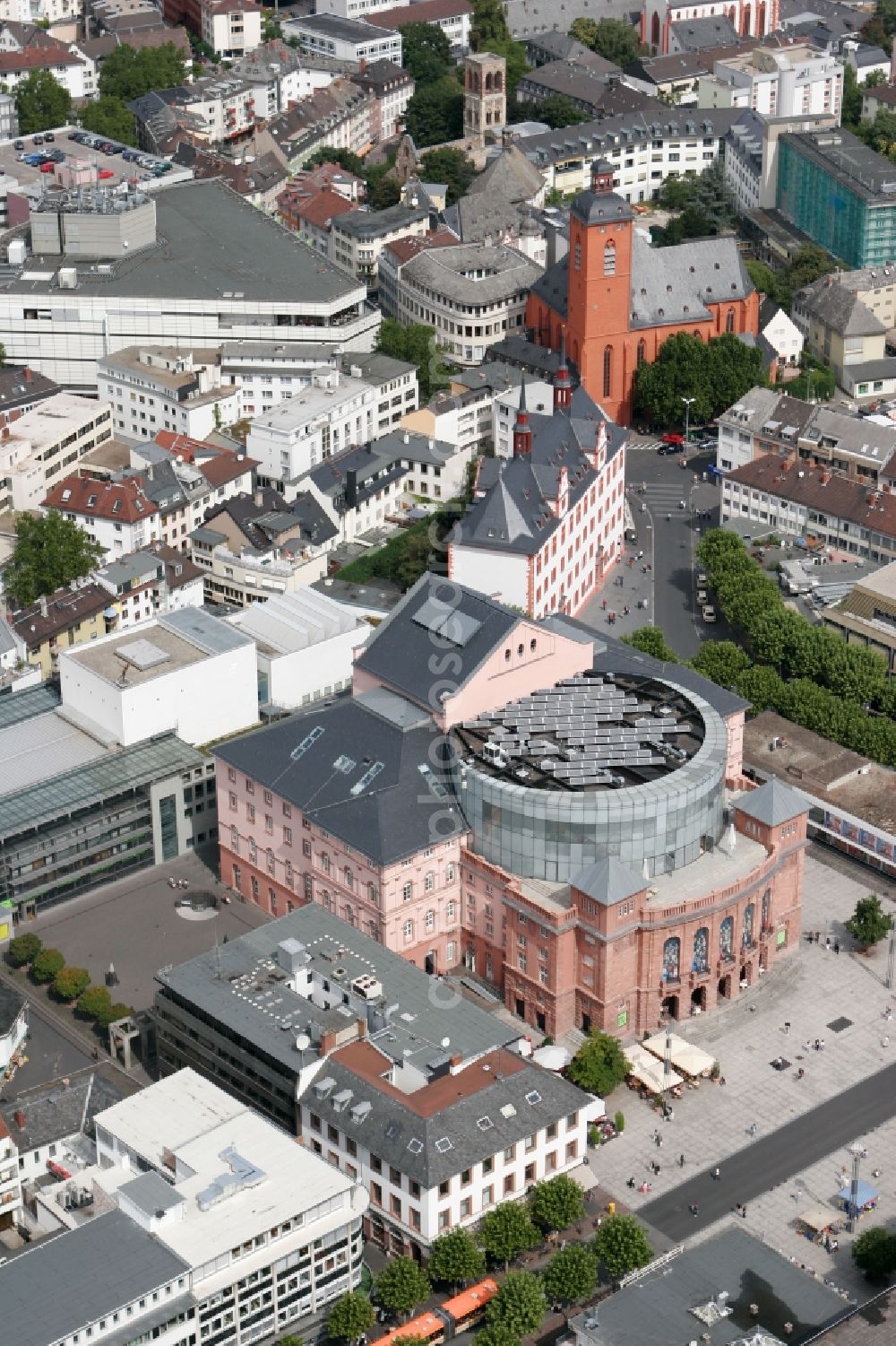 Aerial image Mainz - State Theater on Place Gutenberg in Mainz in Rhineland-Palatinate