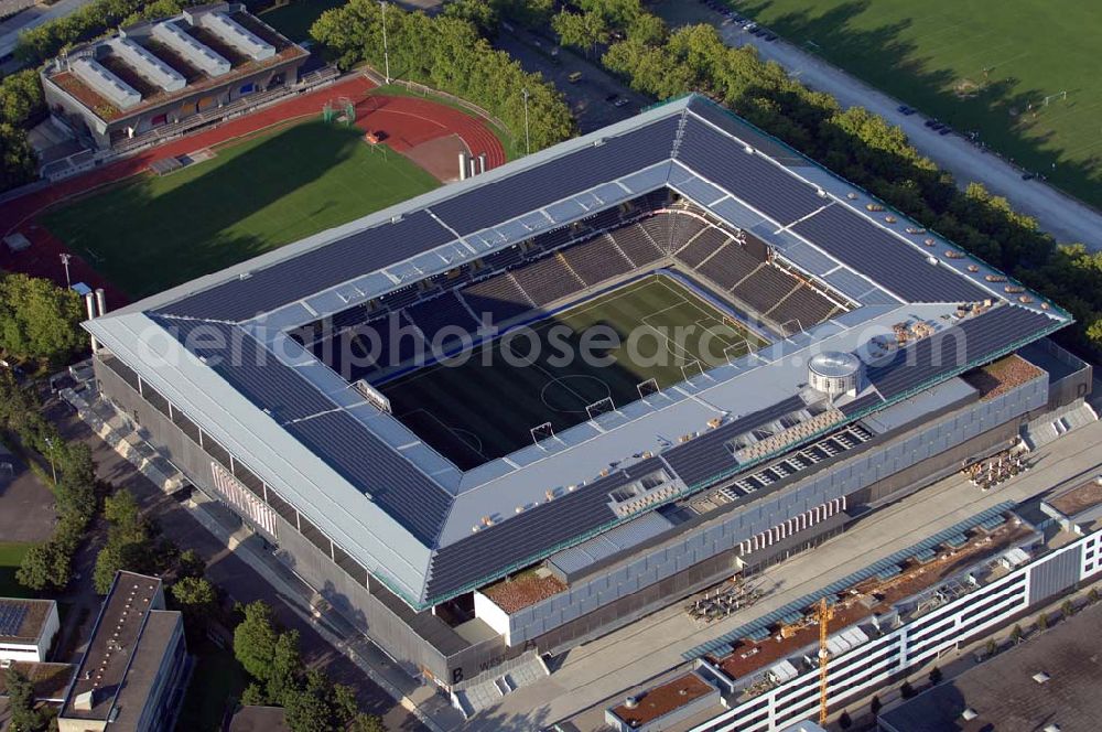 Aerial image Bern - Das Stadion Stade de Suisse Wankdorf Bern steht im Wankdorfquartier der Stadt in der Schweiz. Die Arena ist Heimstatt des Berner Fussballvereins BSC Young Boys (YB) und wurde durch die Baufirma Marazzi Generalunternehmung ( heute Losinger Construction AG) und die Baltensperger AG errichtet.