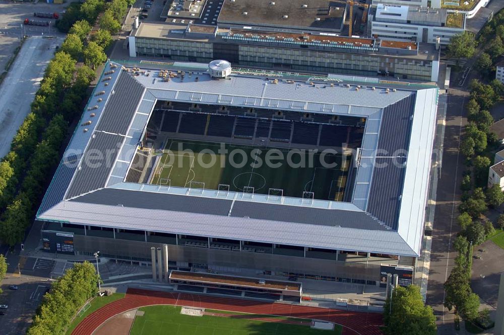 Aerial photograph Bern - Das Stadion Stade de Suisse Wankdorf Bern steht im Wankdorfquartier der Stadt in der Schweiz. Die Arena ist Heimstatt des Berner Fussballvereins BSC Young Boys (YB) und wurde durch die Baufirma Marazzi Generalunternehmung ( heute Losinger Construction AG) und die Baltensperger AG errichtet.