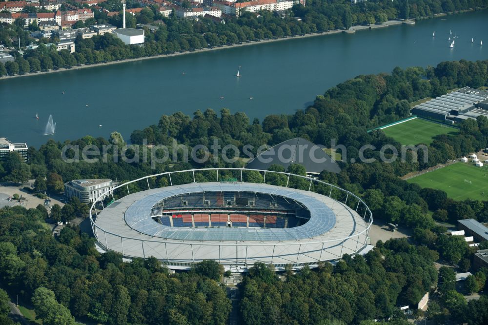 Aerial photograph Hannover - Stadium of the AWD Arena (formerly AWD Arena and HDI Arena) on Robert-Enke-Strasse in the Calenberger Neustadt district of Hanover in Lower Saxony