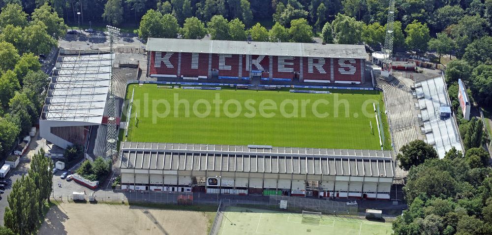 Aerial photograph Offenbach - Blick auf das Stadion Bieberer Berg. Es bietet Platz für 26.500 Zuschauer und ist die Heimspielstätte des Fußballvereins Kickers Offenbach. View of the stadium Bieberer Berg. There is a capacity for 26,500 spectators and it is the home ground of the football club Kickers Offenbach.