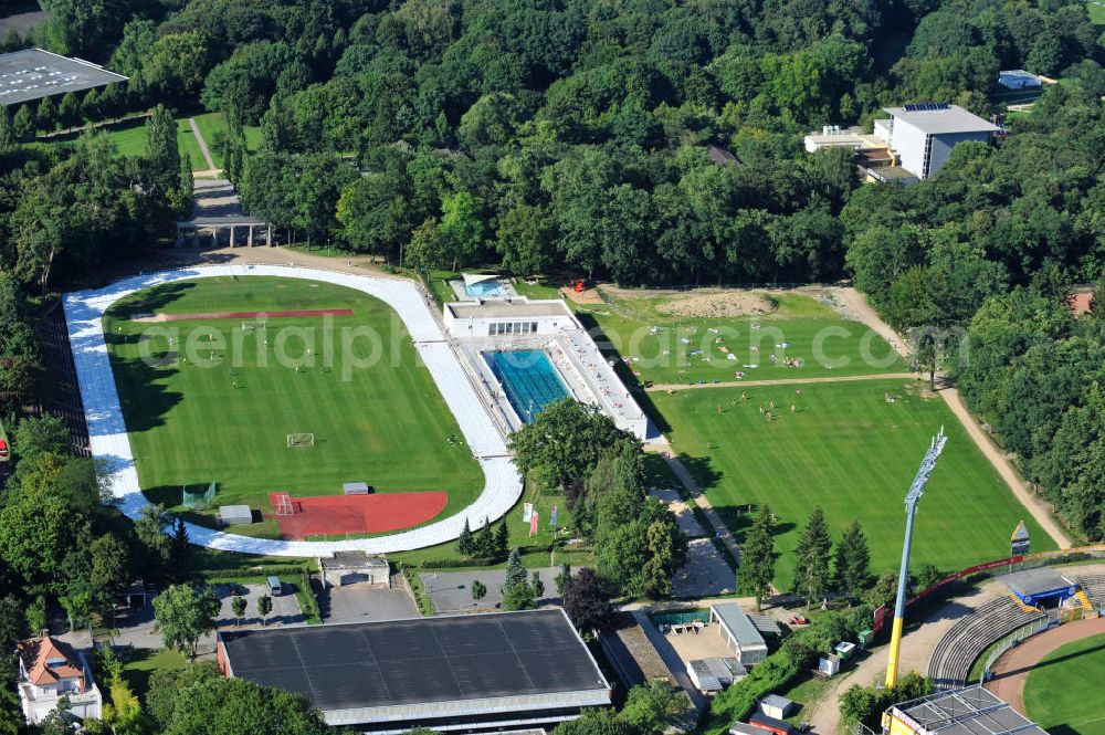 Aerial photograph Darmstadt - Blick auf das Stadion am Böllenfalltor (umgangssprachlich auch Bölle genannt), einem Sportstadion in Darmstadt und Heimat des Fußballclubs SV Darmstadt 98 sowie der Footballer der Darmstadt Diamonds. The stadium at the Darmstadt SV Darmstadt 98.