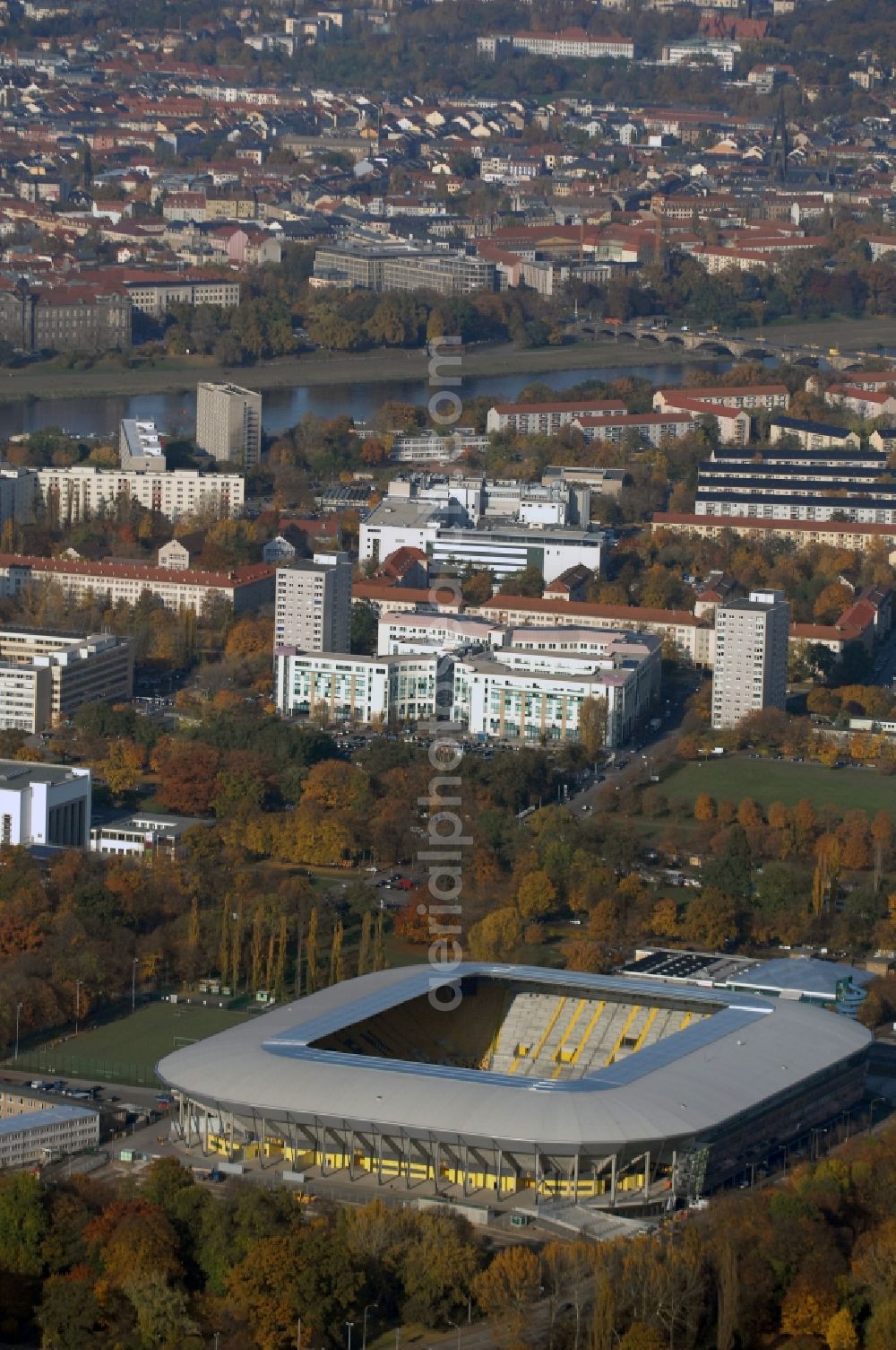 Aerial image Dresden - View of the stadium in Dresden in the state Saxony. The football stadium had to Lennéstreet over time the name of Rudolf-Harbig-Stadion, Dynamo Stadium and Gluecksgas Stadium