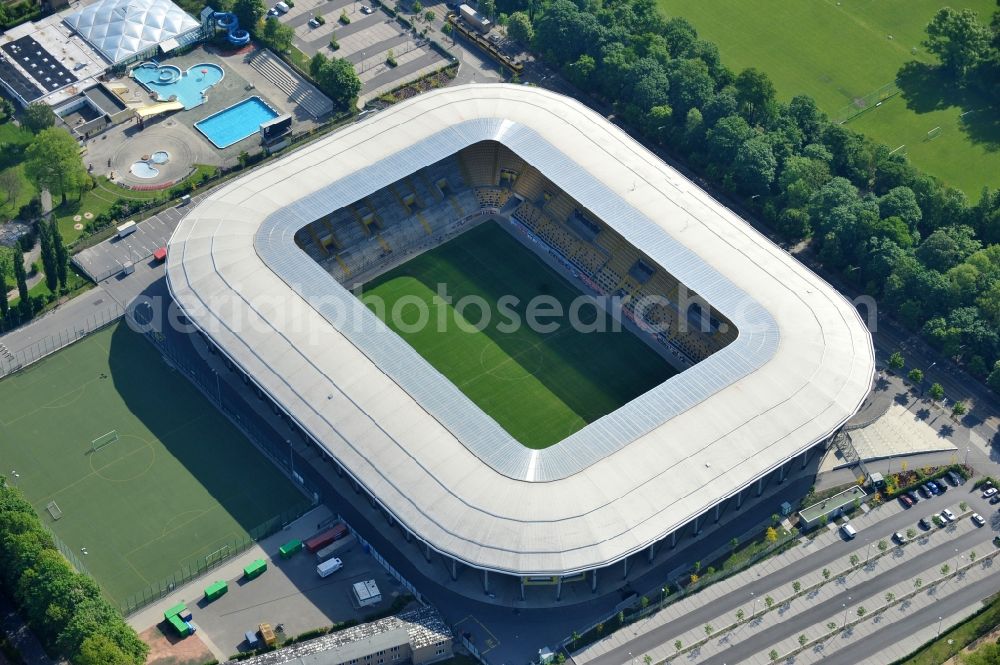 Dresden from the bird's eye view: View of the stadium in Dresden in the state Saxony. The football stadium had to Lennéstreet over time the name of Rudolf-Harbig-Stadion, Dynamo Stadium and Gluecksgas Stadium