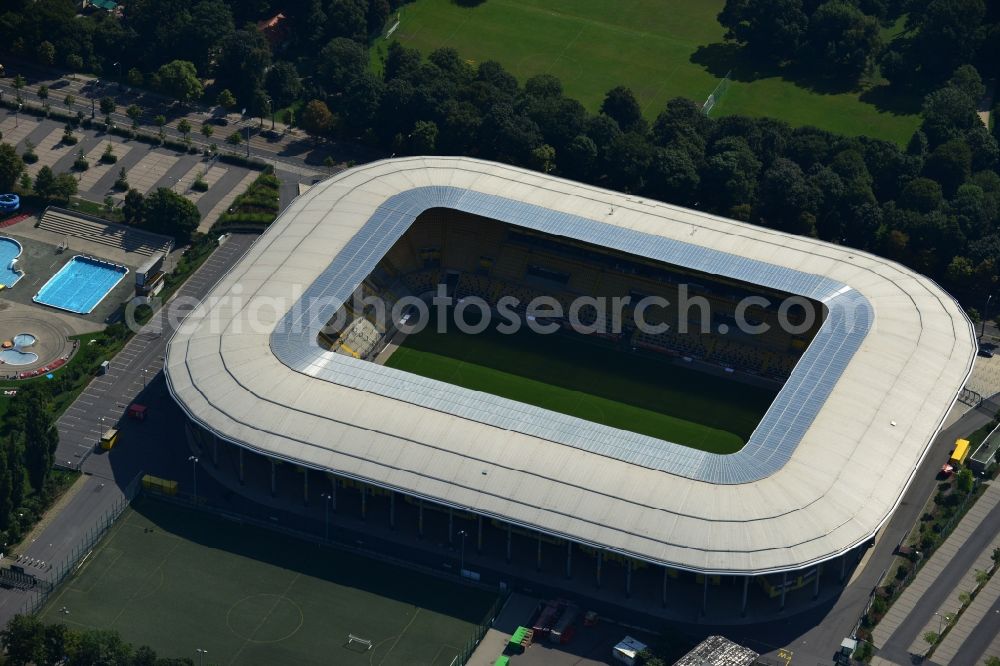 Aerial image Dresden - View of the stadium in Dresden in the state Saxony. The football stadium had to Lennéstreet over time the name of Rudolf-Harbig-Stadion, Dynamo Stadium and Gluecksgas Stadium