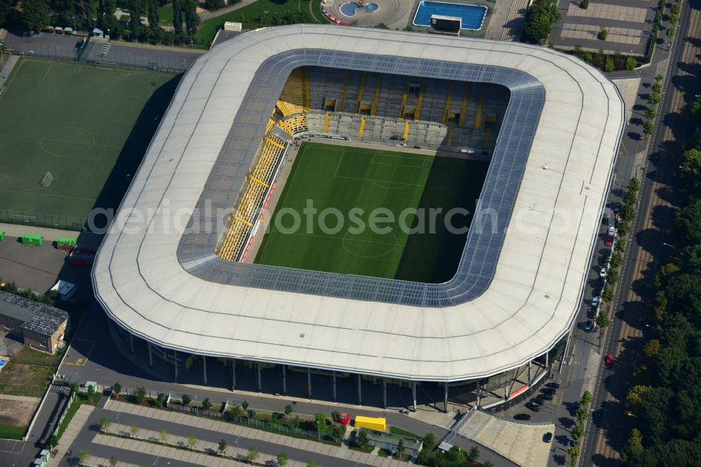 Dresden from the bird's eye view: View of the stadium in Dresden in the state Saxony. The football stadium had to Lennéstreet over time the name of Rudolf-Harbig-Stadion, Dynamo Stadium and Gluecksgas Stadium