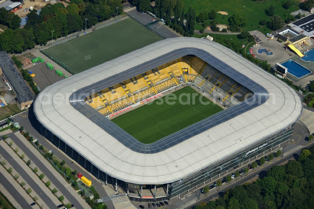 Aerial image Dresden - View of the stadium in Dresden in the state Saxony. The football stadium had to Lennéstreet over time the name of Rudolf-Harbig-Stadion, Dynamo Stadium and Gluecksgas Stadium