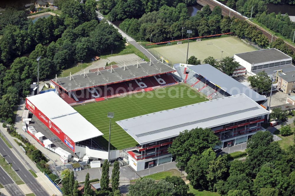 Cottbus from the bird's eye view: Blick auf das Stadion der Freundschaft in Cottbus. Es ist die Heimspielstätte des Fußballvereins FC Energie Cottbus und liegt direkt an der Spree. Das Stadion bietet Platz für 22.500 Zuschauer. View of the Stadium of Friendship in Cottbus. It is the home ground of the football club FC Energie Cottbus is located directly on the Spree River. The stadium can accommodate 22,500 spectators.